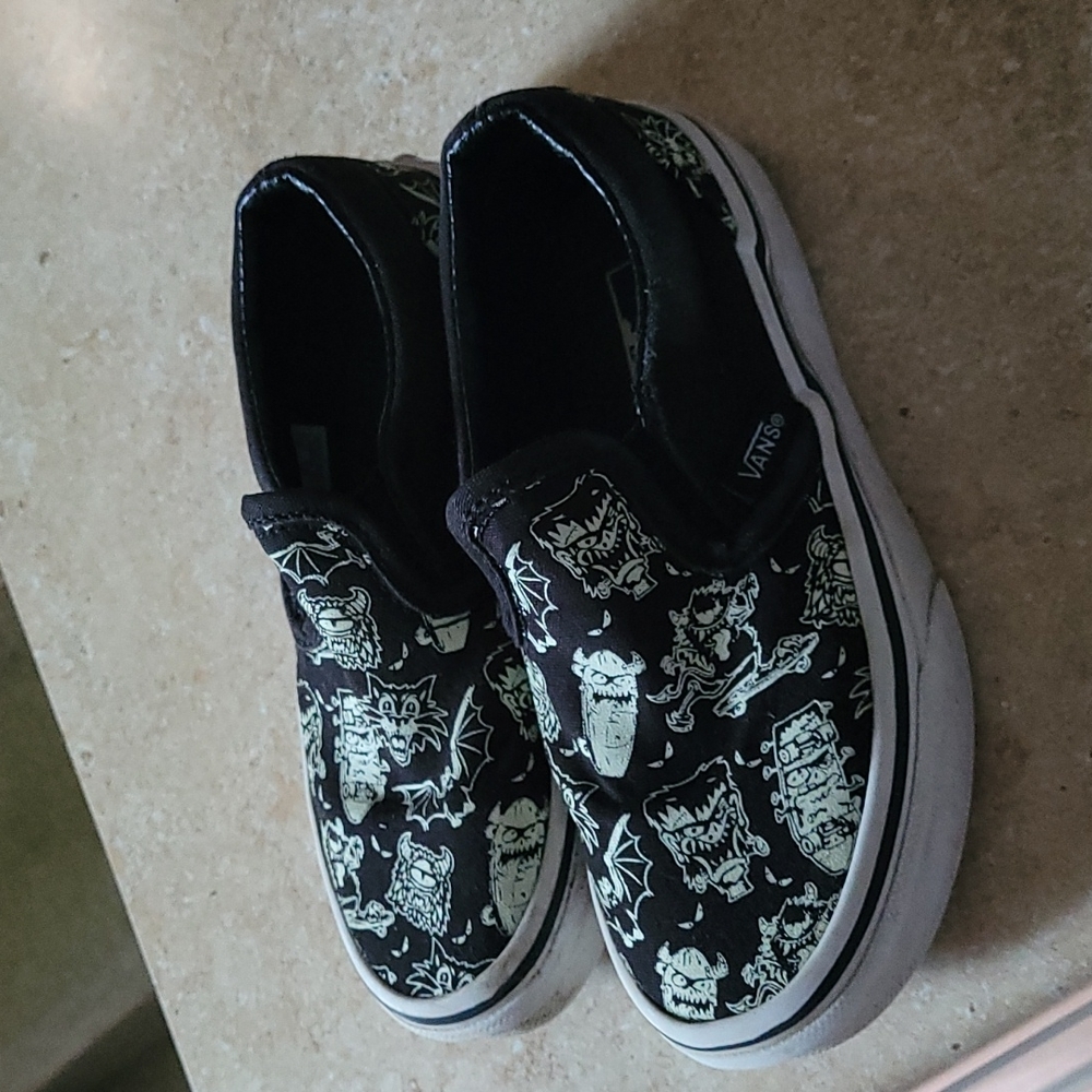 Van Slides Monster Glow n the dark shoes! ✨️